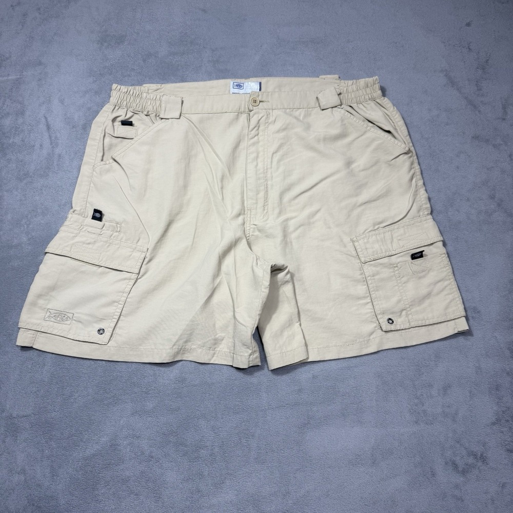 Aftco Shorts Mens 42 Khaki Cargo Performance Stretch Fishing Outdoors Boat Lake